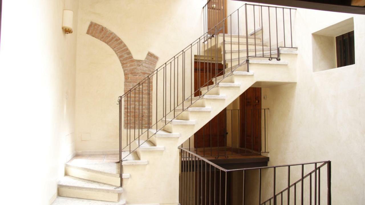 Comecasatua - Il Vicoletto Verona Dış mekan fotoğraf